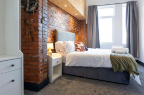 The Kingsway- 2 Bedroom Central Swansea Apartments By StayRight